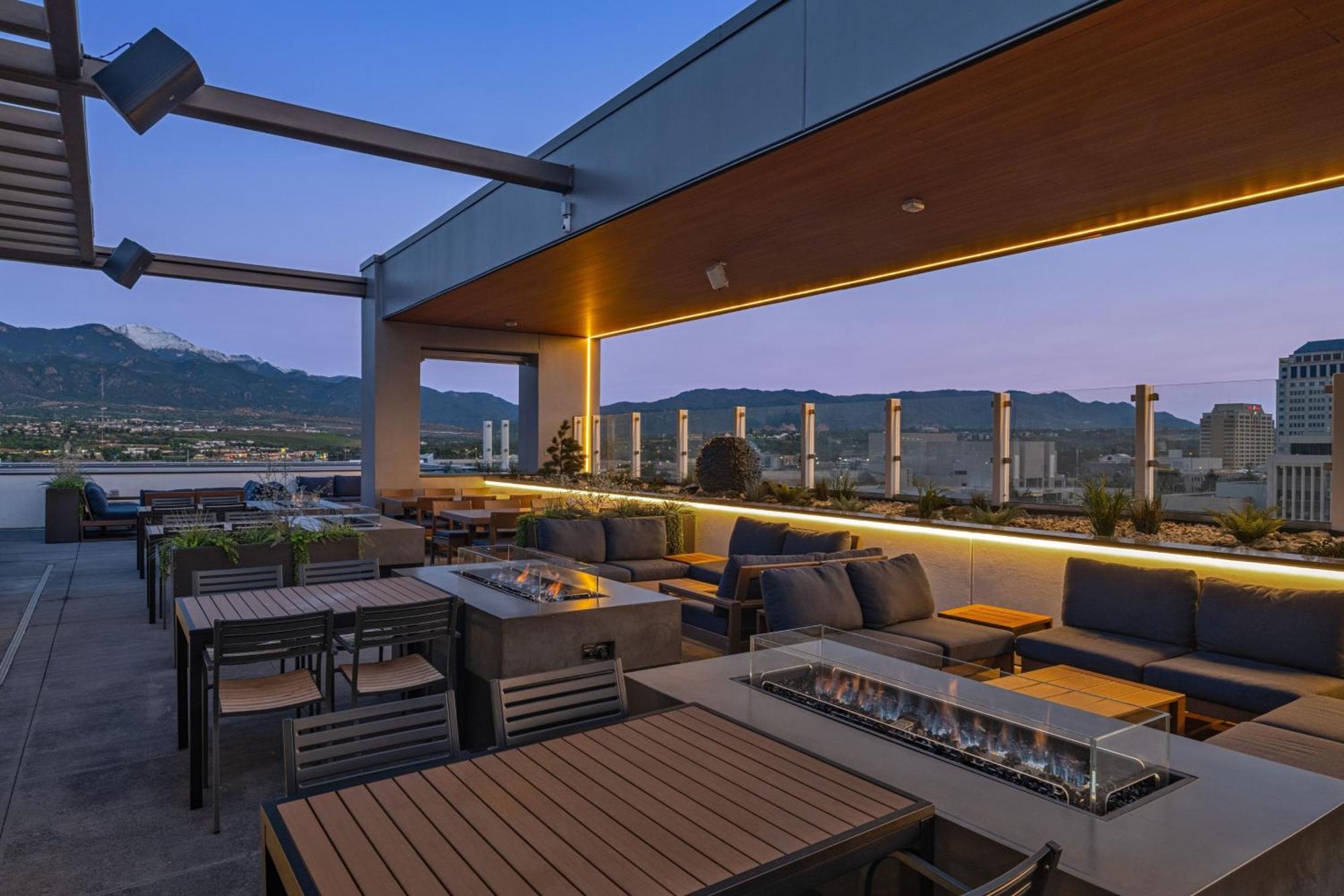 Element Colorado Springs Downtown Hotel Eksteriør billede